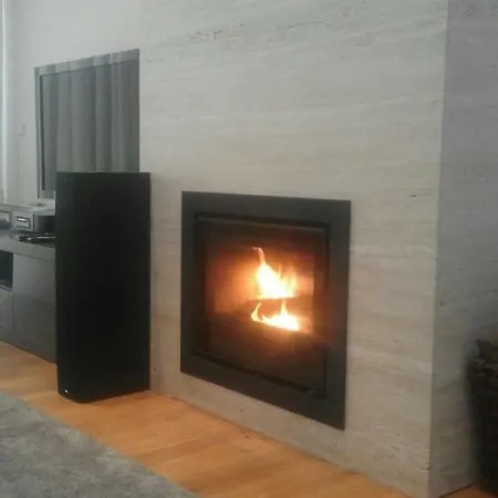 Casa De Coyra Паредиш-ди-Кора