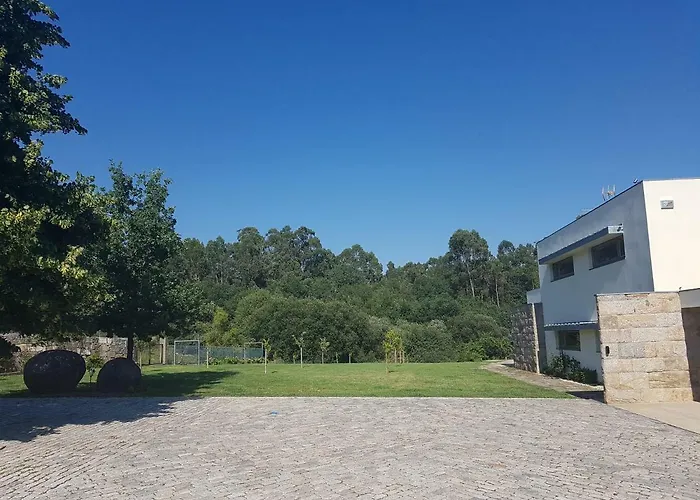 Casa De Coyra * פארדס דה קורה